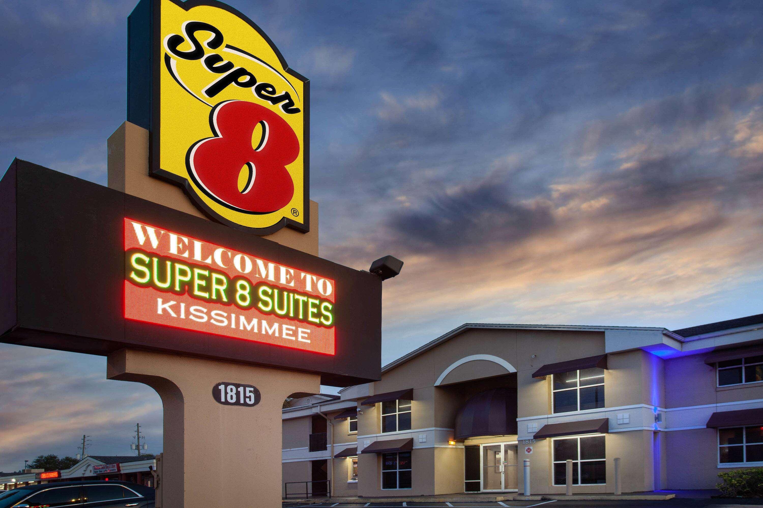 Motel Super 8 By Wyndham Kissimmee Esterno foto