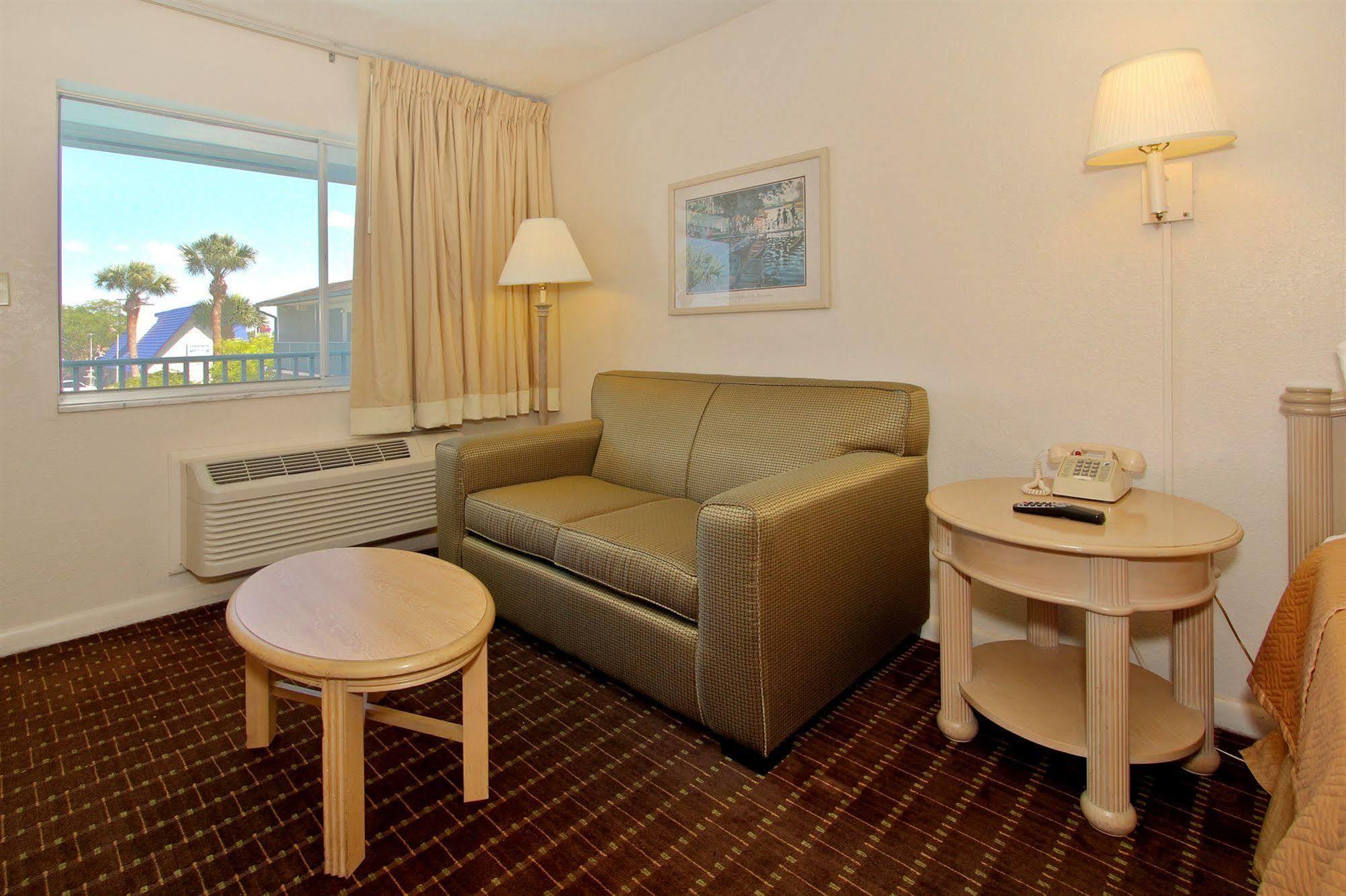 Motel Super 8 By Wyndham Kissimmee Esterno foto