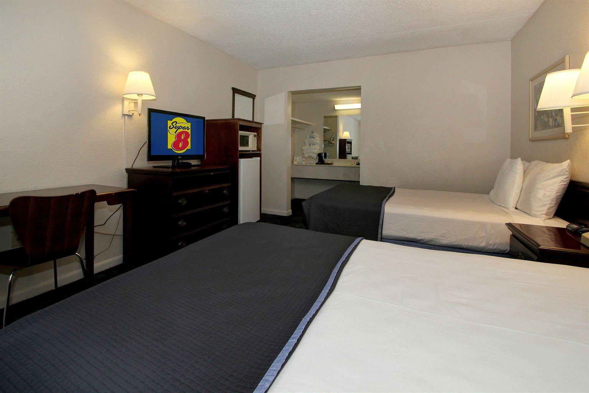Motel Super 8 By Wyndham Kissimmee Esterno foto
